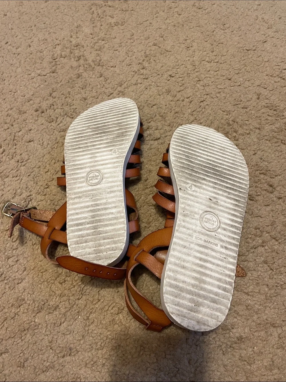 ⚡️4/$10⚡️ girls sandals